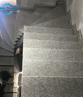 Ốp Đá Cầu Thang - Mẫu 12